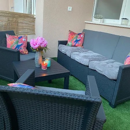 Mtm Apartment *
